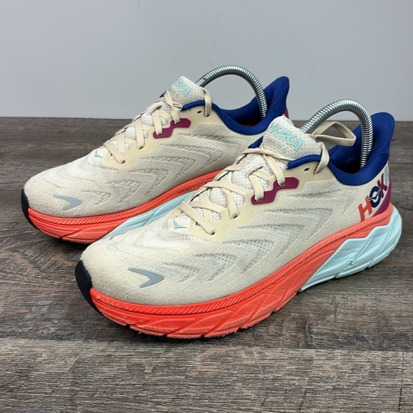 SOLD IN STORE Hoka ARAHI 6 Women’s Running Shoes Size 9.5B - Picture 2 of 10